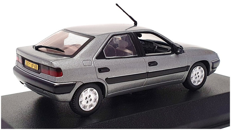 Norev 1/43 Scale Diecast 154207 - 1993 Citroen Xantia - Gabion Grey