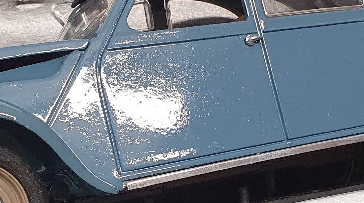 Solido 1/18 Scale Diecast 8028  - 1966 Citroen 2CV - Blue