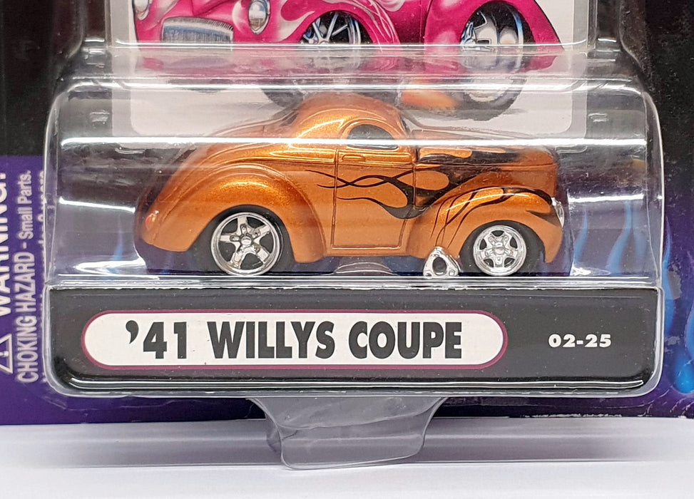 Muscle Machines 1/64 Scale 71161 02-25 - 1941 Willys Coupe - Copper + Flames