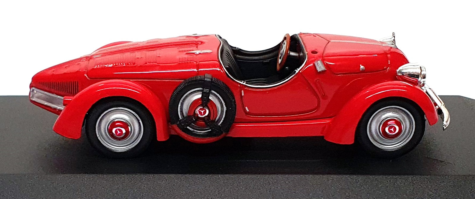 Altaya 1/43 Scale A150SR - 1935 Mercedes Benz 150 Sport Roadster Red