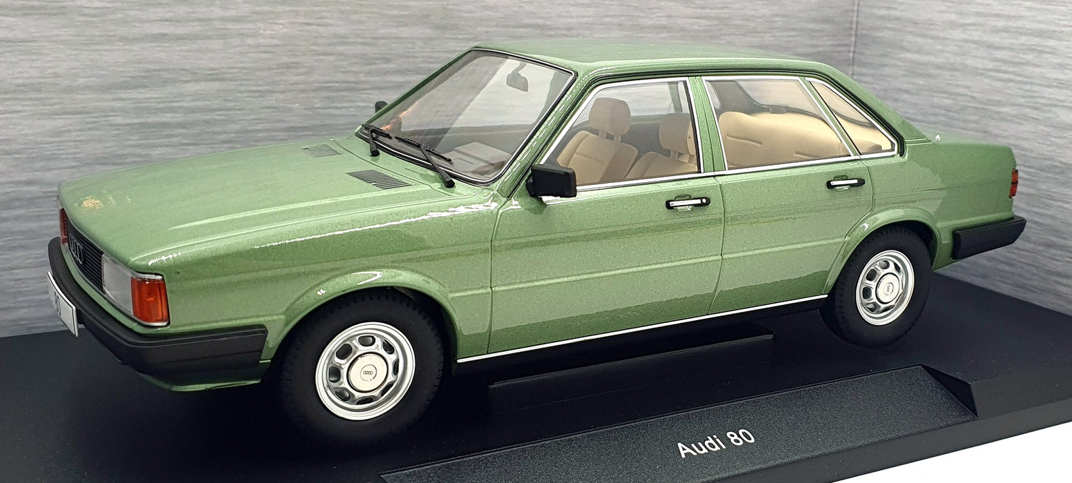 MCG 1/18 Scale Diecast MCG18525 - Audi 80 B2 - Met. Green