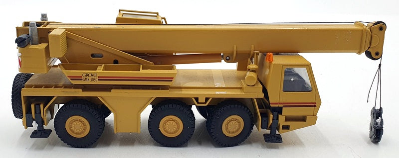 GROVE GMK 3050 All Terrain Mobile Crane By Conrad 1:50 Good Condition GROVE GMK 3050 All Terrain Mobile Crane By Conrad 1:50 Good Condition