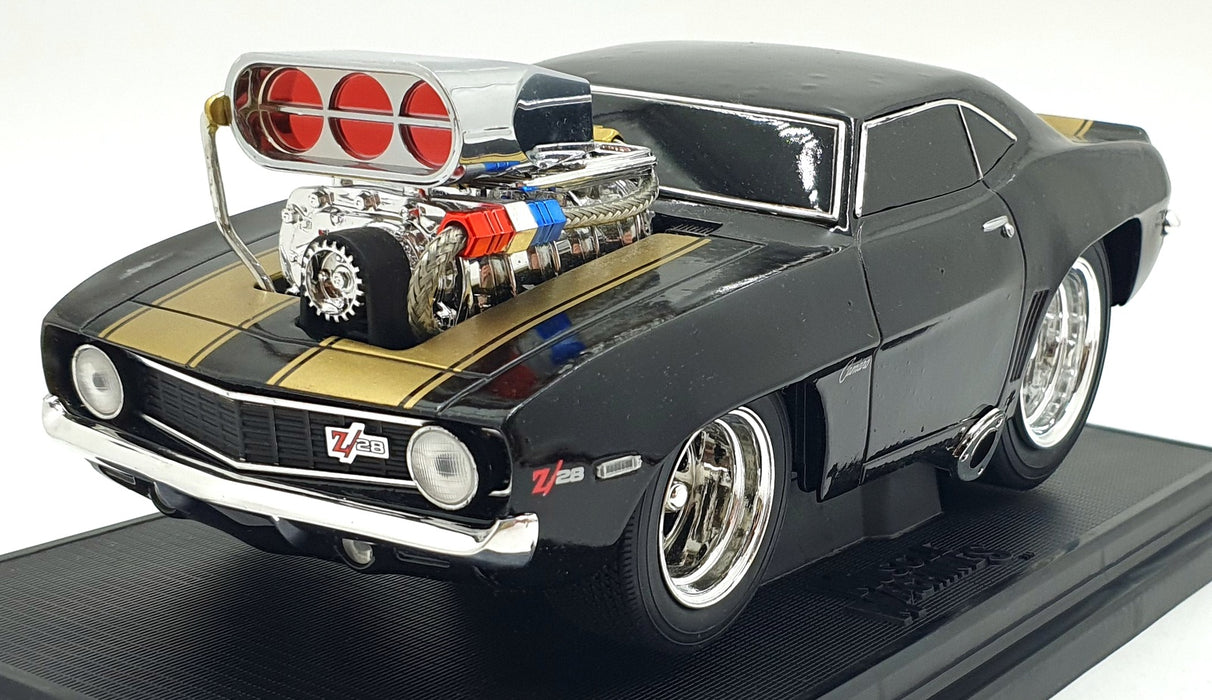 Muscle Machines 1/18 Scale 71165 - 1969 Chevrolet Camaro with Braided Fuel Lines