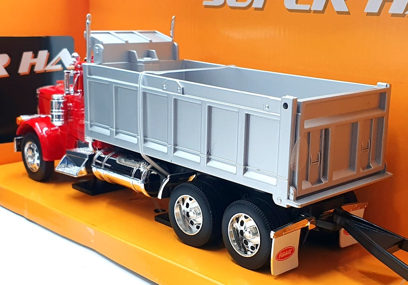 Welly 1/32 Scale Diecast 39944-2G Peterbilt 379 TIpper And Trailer - Red/Silver