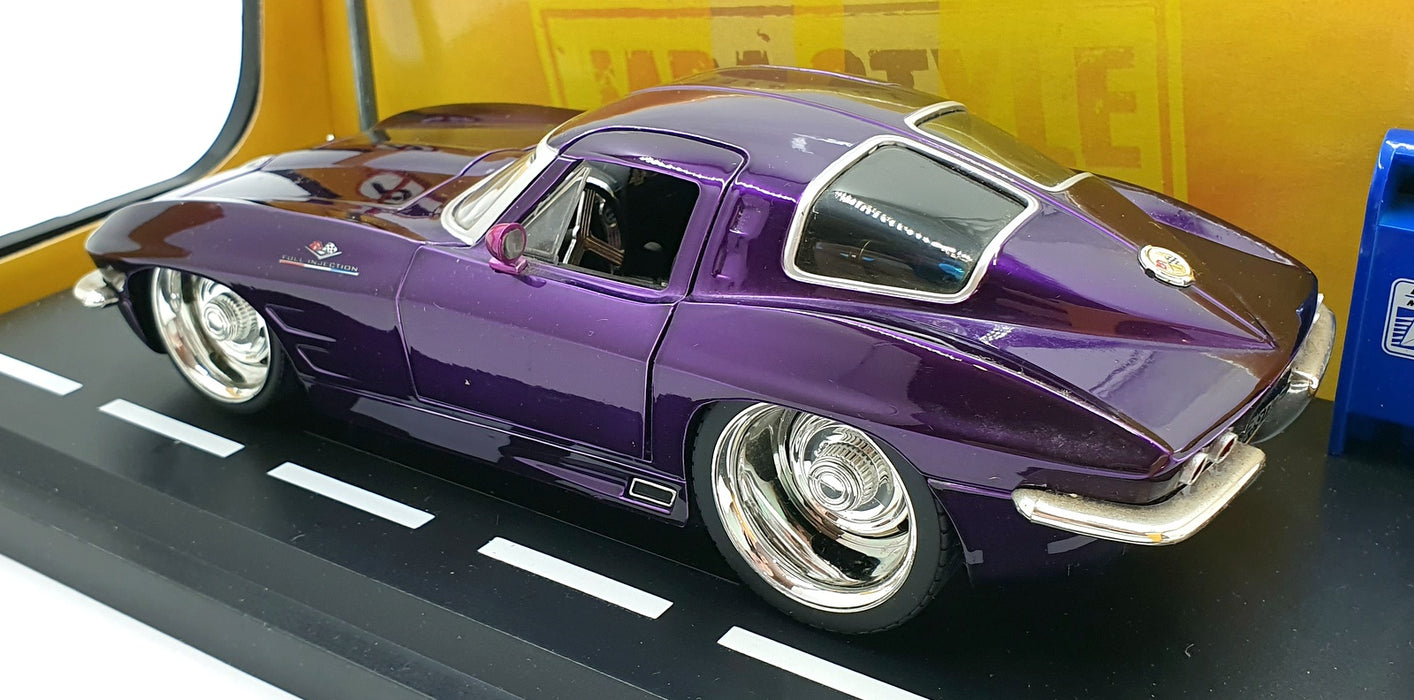 Jada 1/18 Scale Diecast 63014 - 1963 Chevrolet Corvette Stingray - Purple