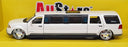 Maisto 1/24 Scale Diecast 31252 - Lincoln Navigator Limo - White