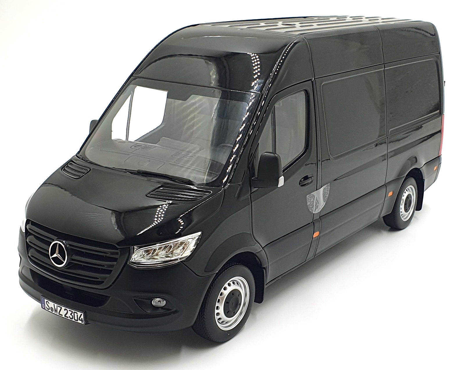 Norev 1/18 Scale Diecast 183041 - 2018 Mercedes Benz Sprinter - Black