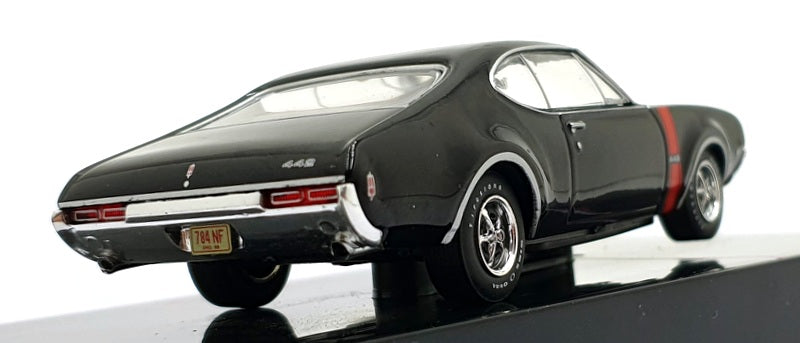 Ixo 1/43 Scale U43RDC006 - 1970 Oldsmoble 442 W-30 Coupe - Black