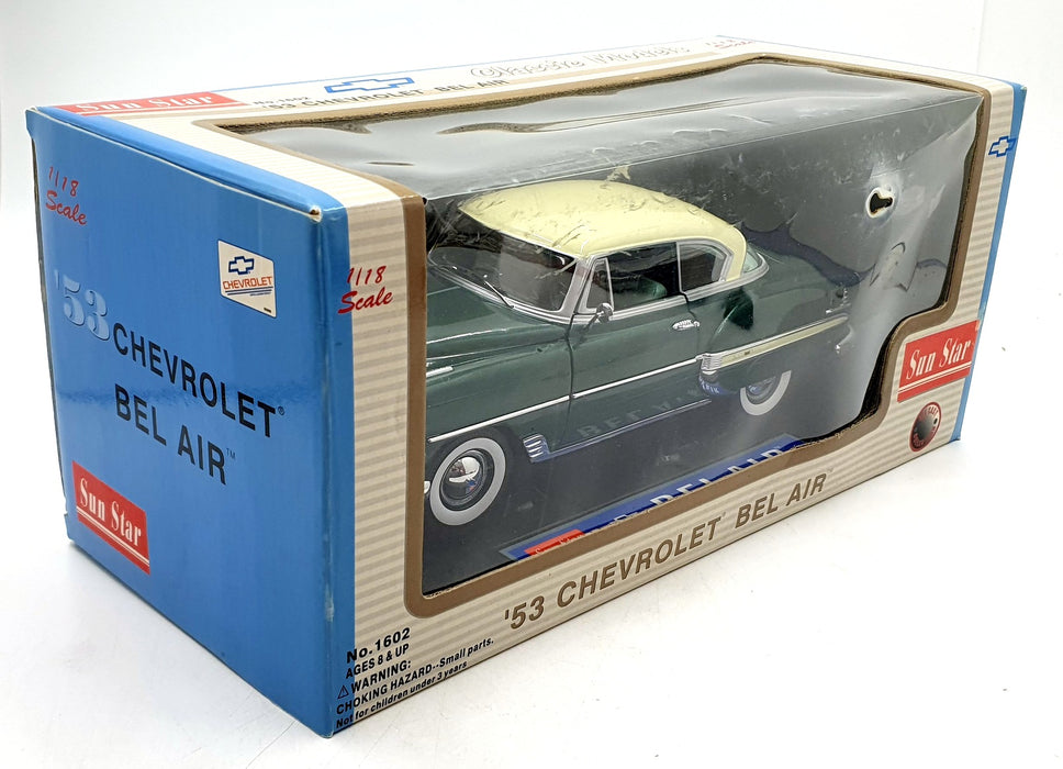 Sun Star 1/18 Scale Diecast 1602 - 1953 Chevrolet Bel Air - Green/Cream