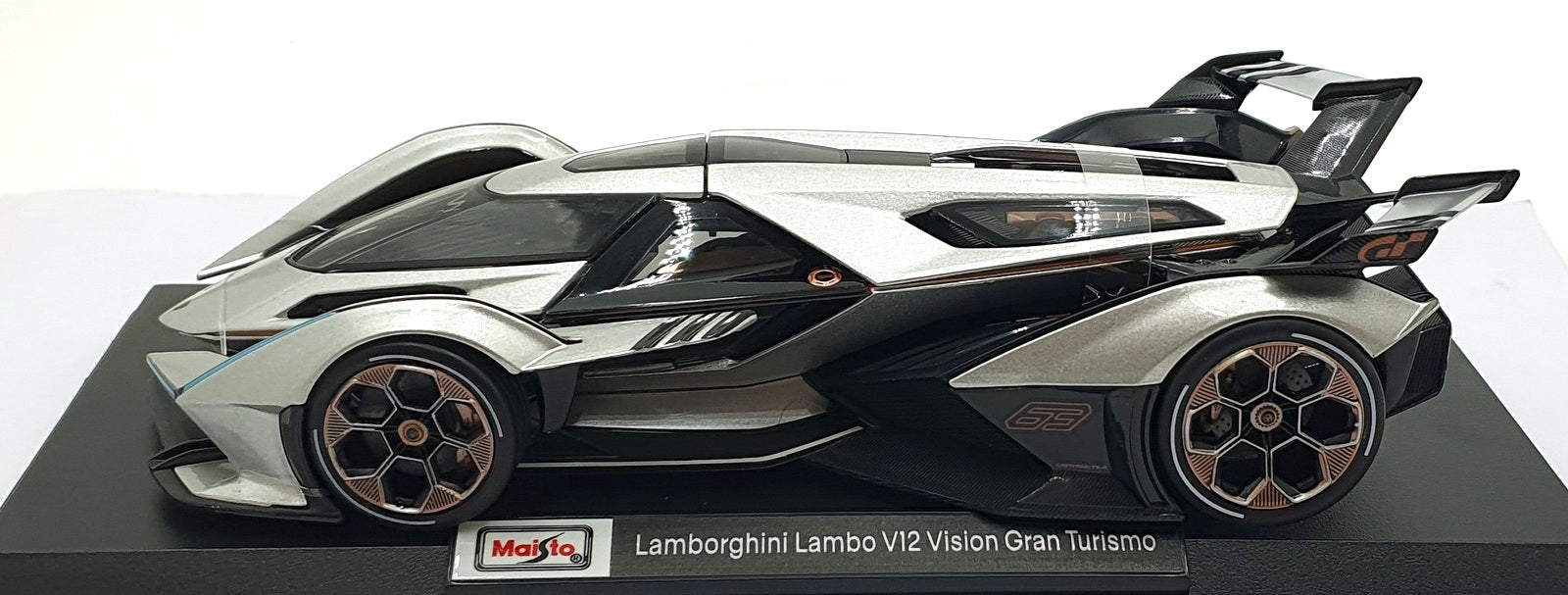 Maisto 1/18 Scale 46629 - Lamborghini Lambo V12 Vision Gran Tourismo - Silver