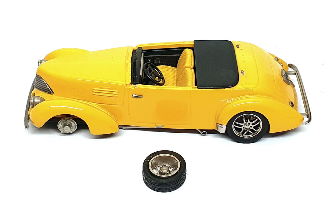 Brooklin 1/43 Scale ROD05 - 1940 Graham Hollywood Convertible - Yellow
