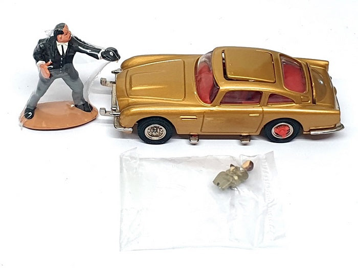 Corgi 1/43 Scale 04201 James Bond 007 Aston Martin DB5 & Oddjob Figure - Gold
