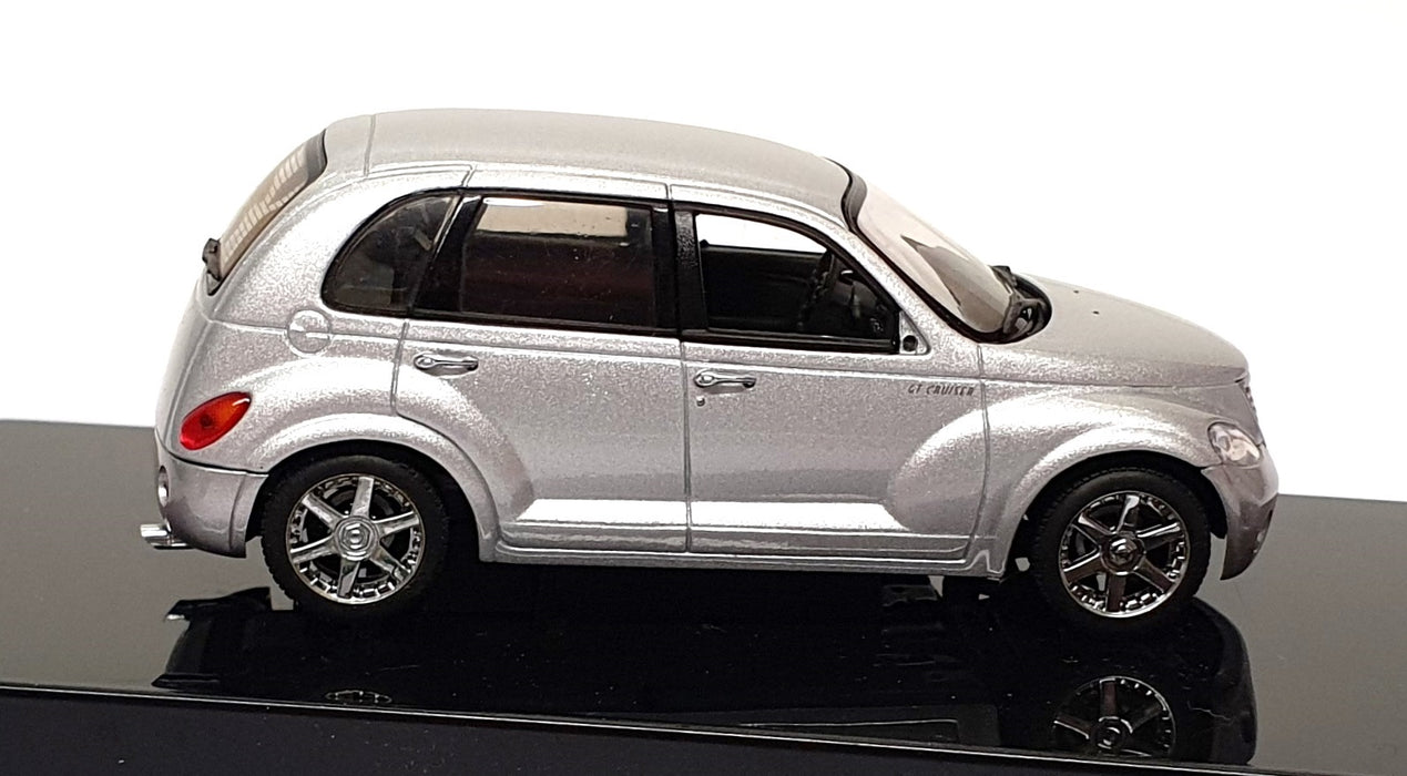 Autoart 1/43 Scale Diecast 51521 - Chrysler GT Cruiser - Silver