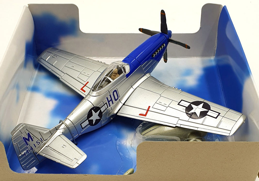 NewRay 1/48 Scale 203039 - P-51 Aircraft with Pull String Propeller Action