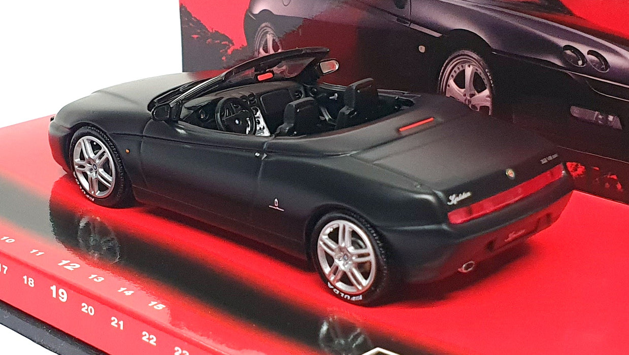 Minichamps 1/43 Scale 436 120332 - 2003 Alfa Romeo Spider Fulda - Black