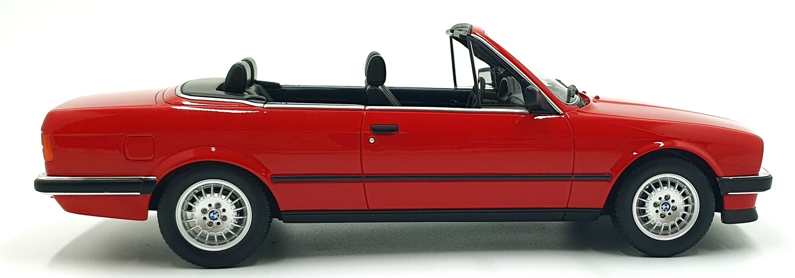 Otto Models 1/18 Scale Resin OT1194 - BMW 325I Convertible - Red