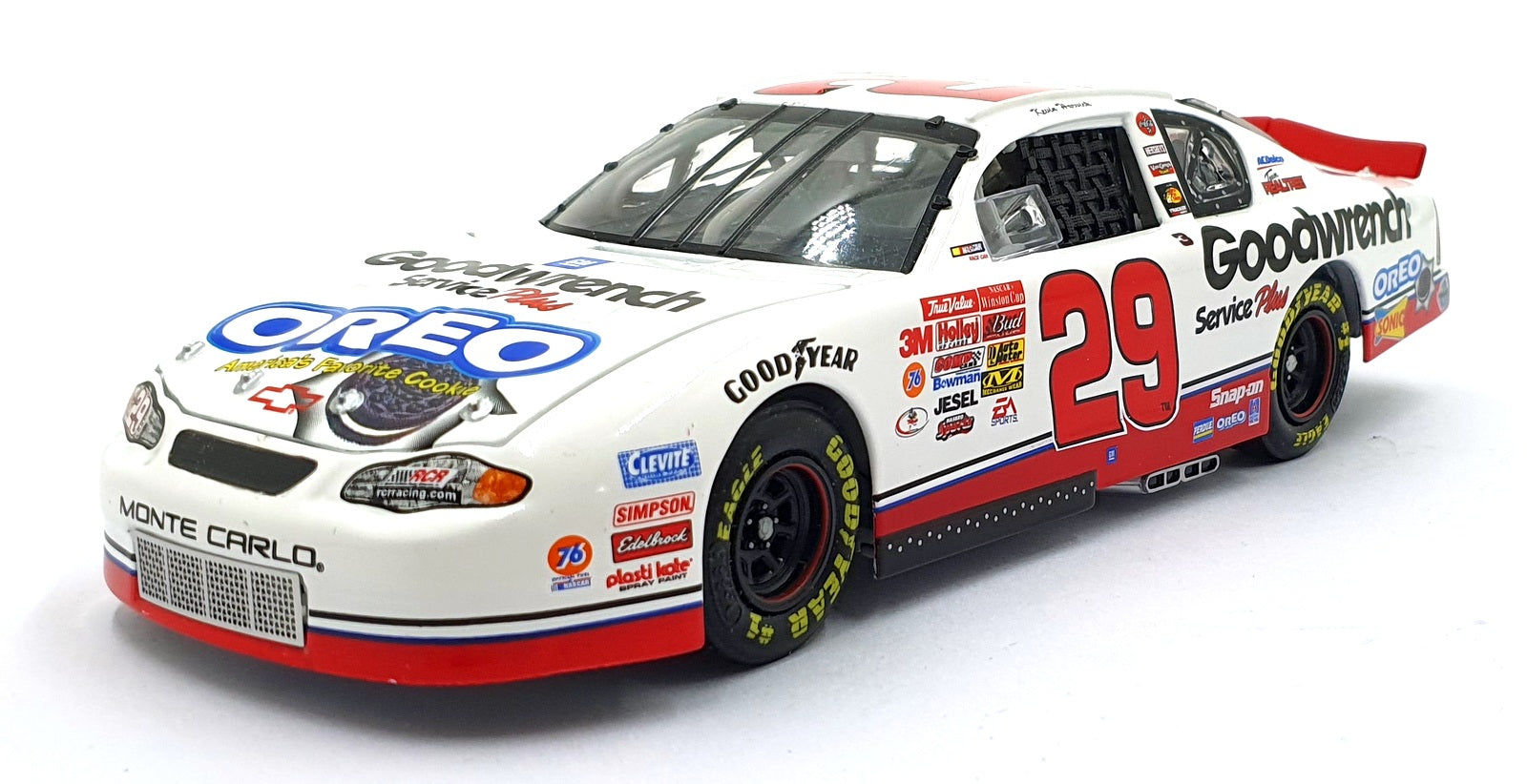 Action 1/24 Scale Diecast 105203 - 2003 Chevrolet Monte Carlo #5 NASCAR Labonte