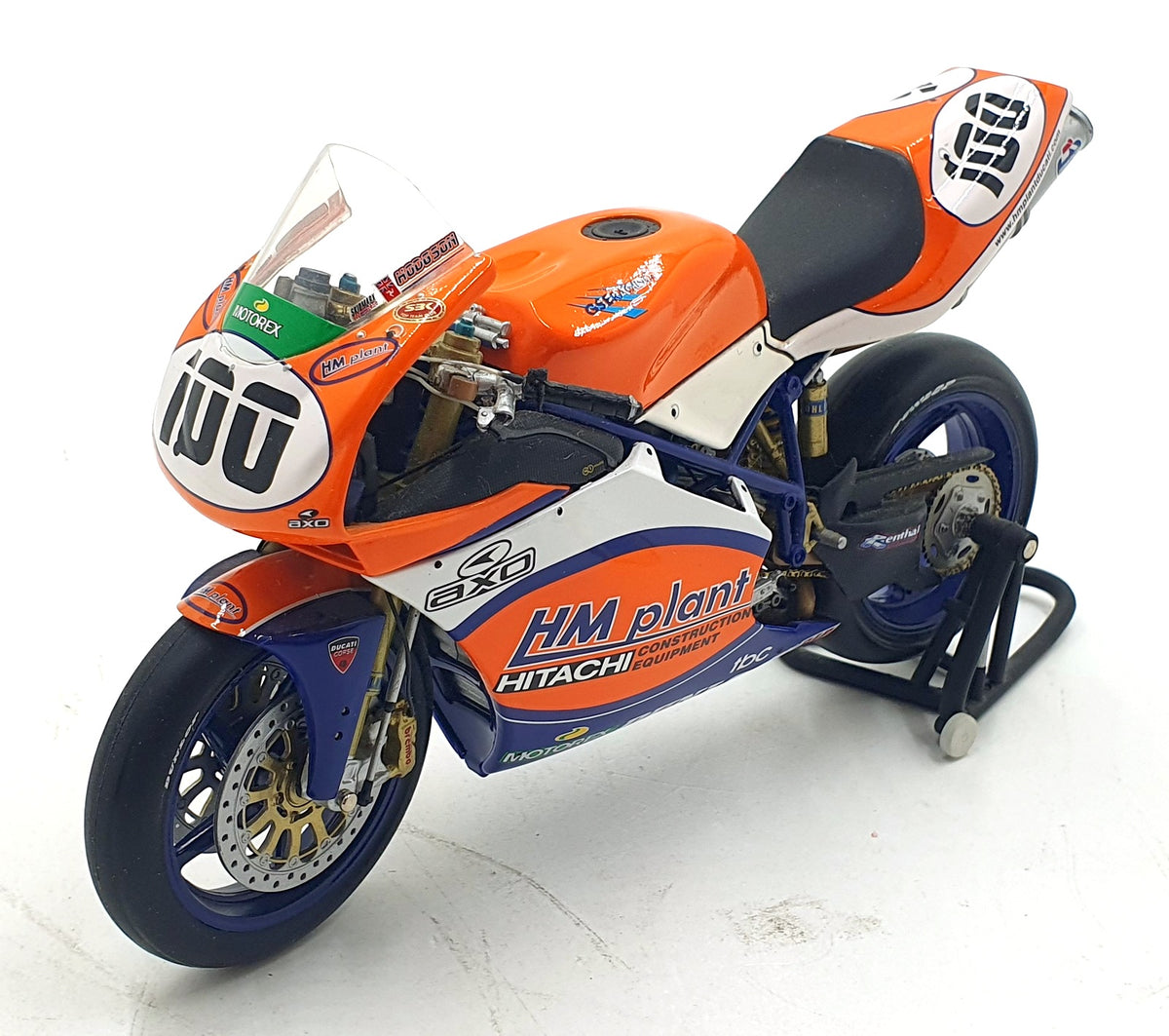 Minichamps 1/12 Scale Motorcycle 122 021200 - Ducati 998 F01 WSB