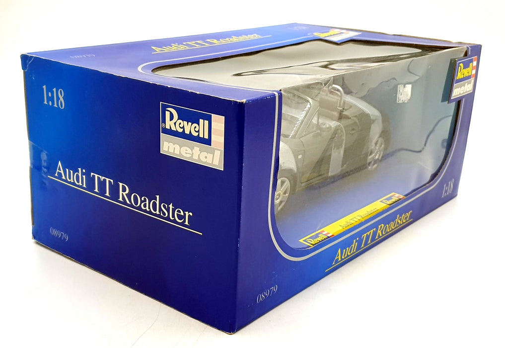 Revell 1/18 Scale Diecast 08979 - Audi TT Roadster - Green