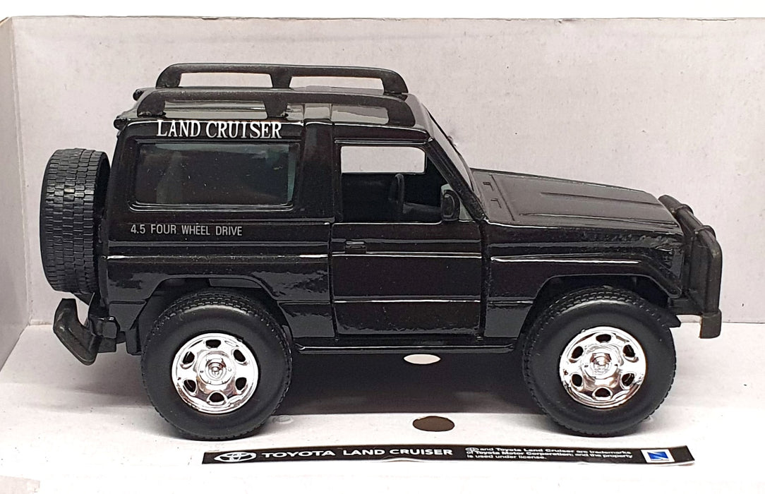 NewRay 1/32 Scale Diecast NR132B - Toyota Land Cruiser - Black