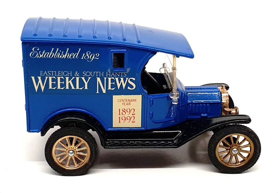 Corgi 9cm Long Diecast MT015 - 1915 Ford Model T Van "Weekly News" - Blue