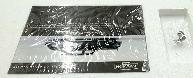 Paragon 1/18 Scale Diecast PA-98214R - Rolls Royce Phantom V - Gunmetal - RHD