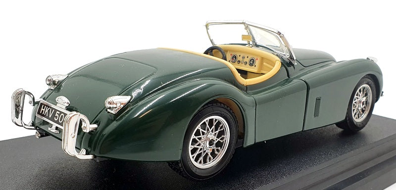 Burago 1/24 Scale Model Car 1502 - 1948 Jaguar XK120 Roadster - Green