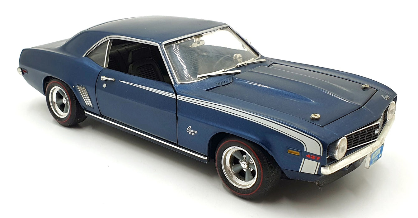 Ertl 1/18 Scale Diecast 12226B - 1969 Chevrolet Camaro SS - Met Blue