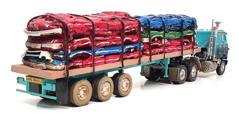 Corgi 1/50 Scale US51404 - International Transtar & Crushed Car Load - Lindquist