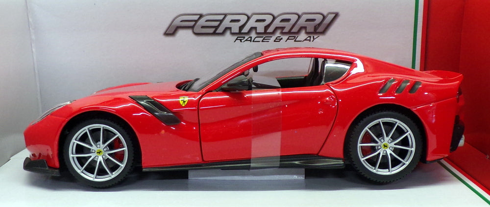 Burago 1/24 Scale Diecast 18-26021 - Ferrari F12tdf - Red