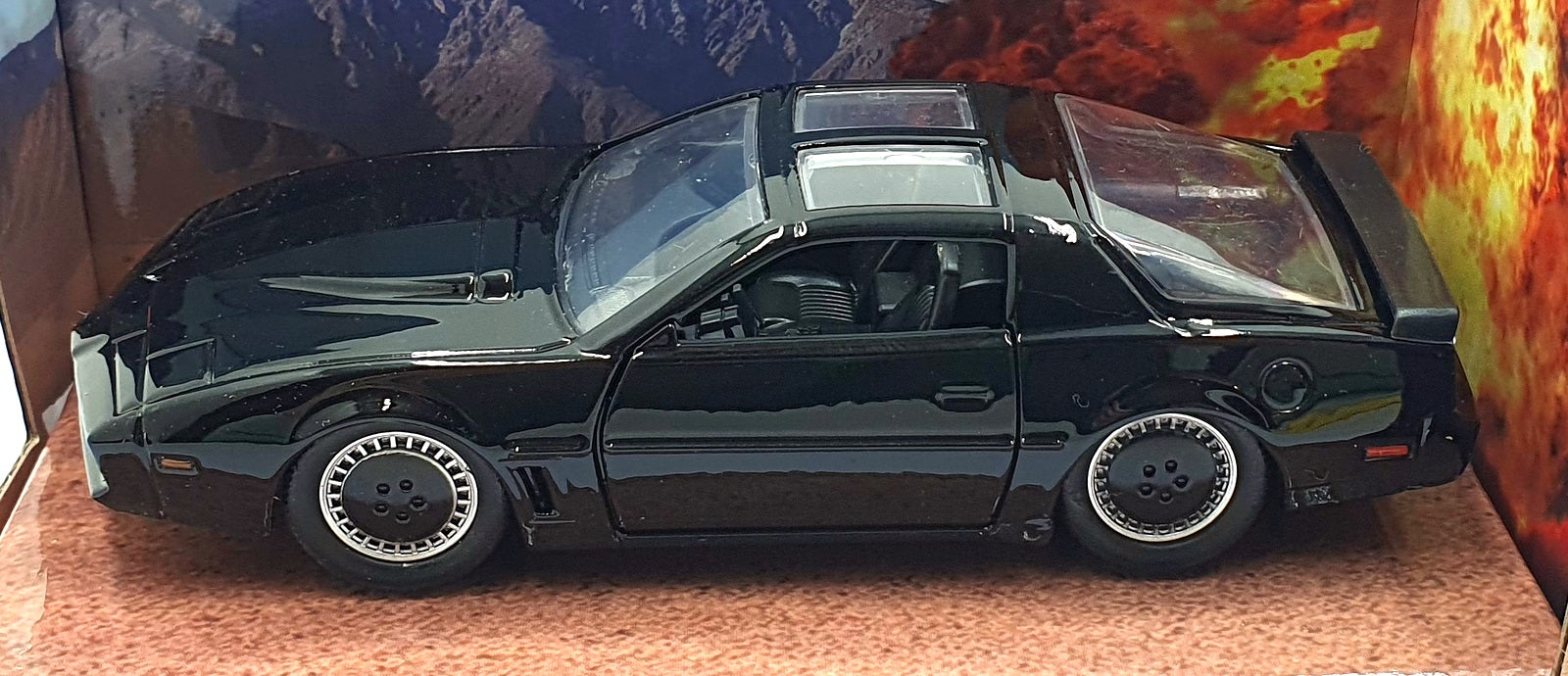 Jada 1/32 Scale Model Car 99799 - K.I.T.T. - Knight Rider - Black