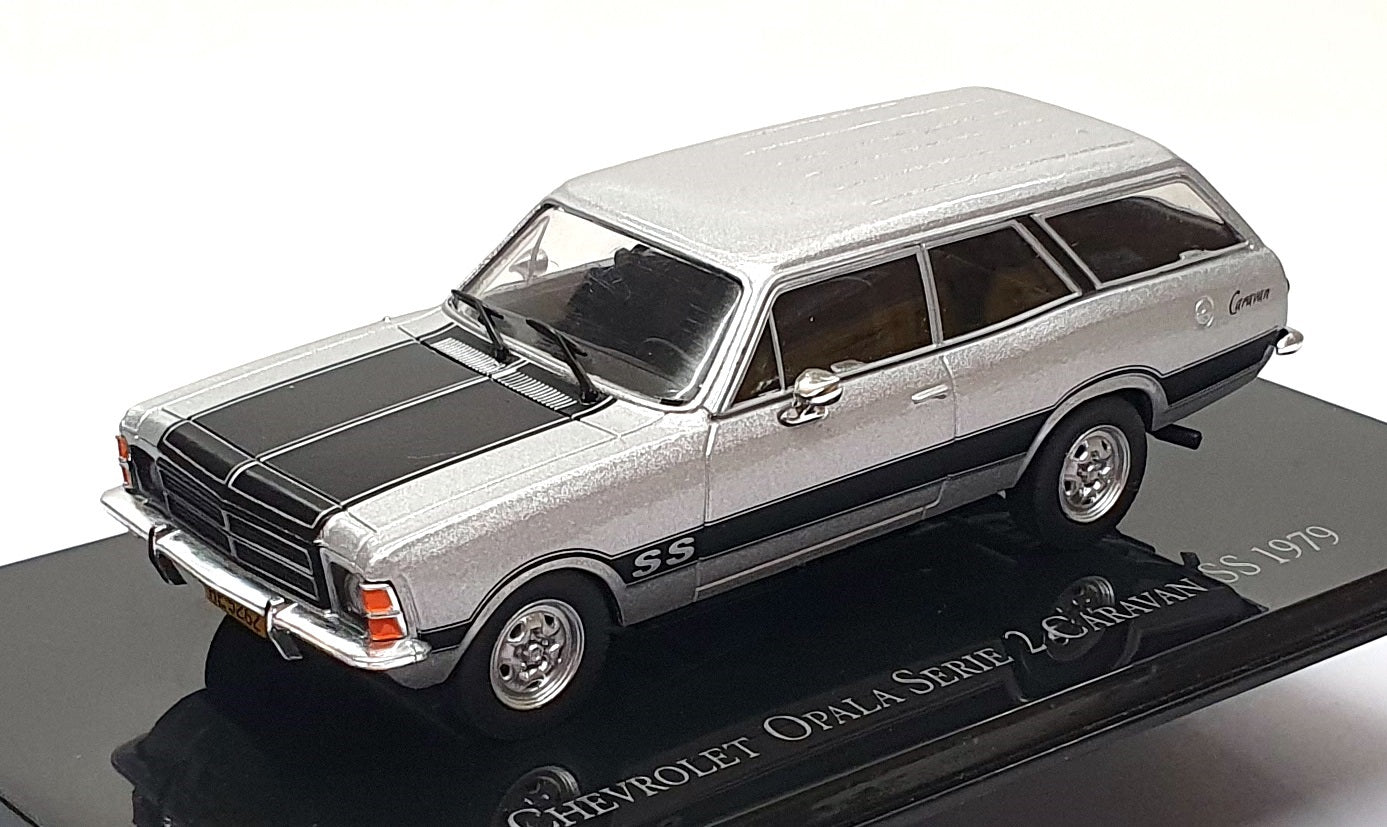 Altaya 1/43 Scale AT5226 - 1979 Chevrolet Opala S2 Caravan SS - Silver/Black