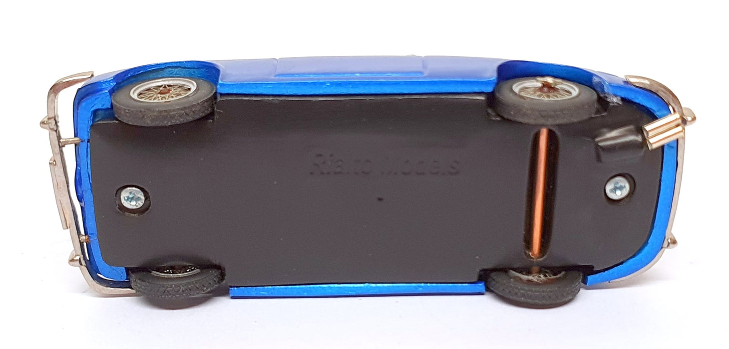 Rialto Models 1/43 Scale LIB14P - Jaguar Mk2 - Blue
