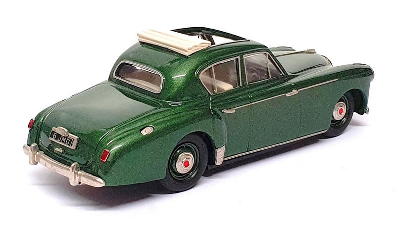 Four Wheel Models 1/43 Scale FWLG34 - 1954 Lagonda 3L 4Dr Saloon - Larch Green
