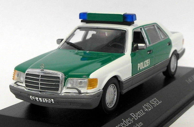 DTM 2004 - 1:43 Minichamps - Mercedes C-Class - B. Schneider - 400 043401 EUR 34,00 - DE DTM 2004 - 1:43 Minichamps - Mercedes C-Class - B. Schneider - 400 043401 EUR 34,00 - DE