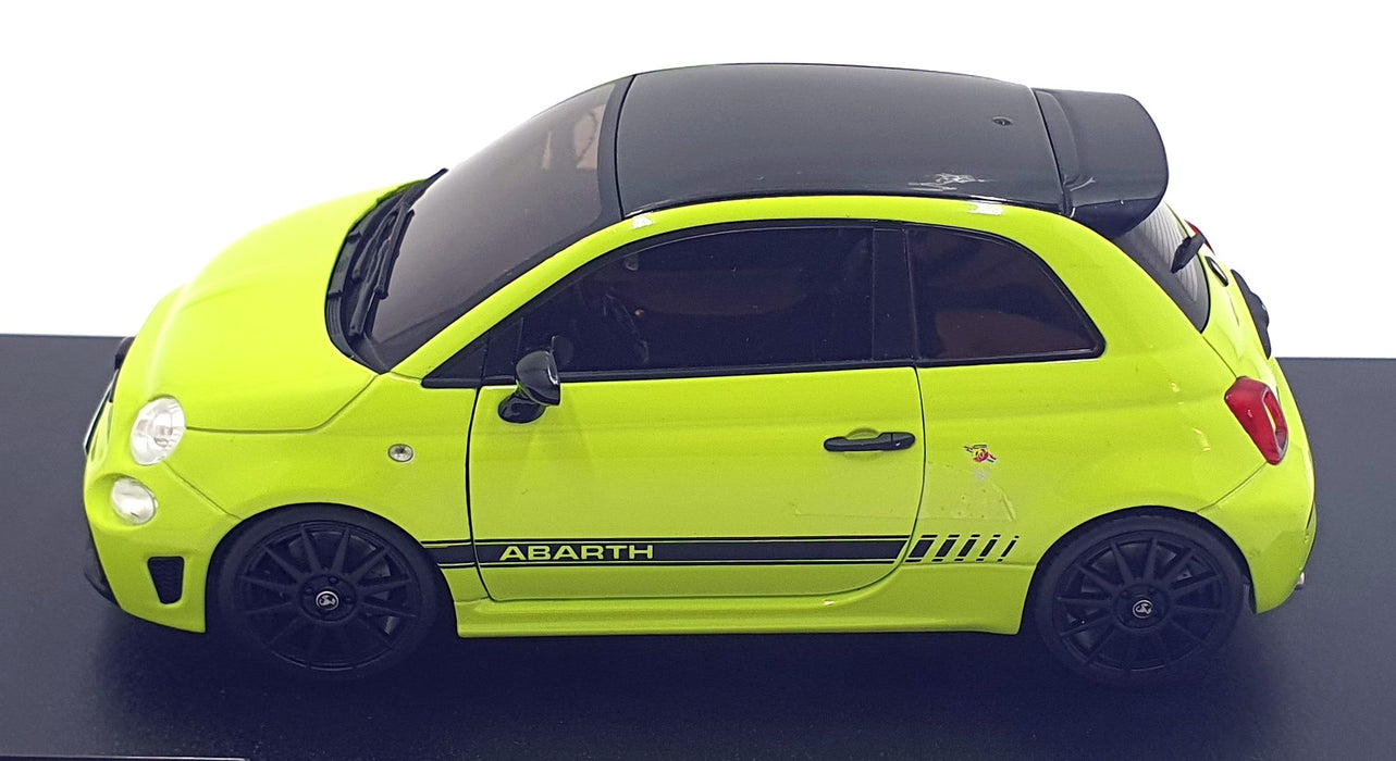 Solido 1/18 Scale S1811307 - 2023 Fiat F595 Abarth - Verde Adrenalina
