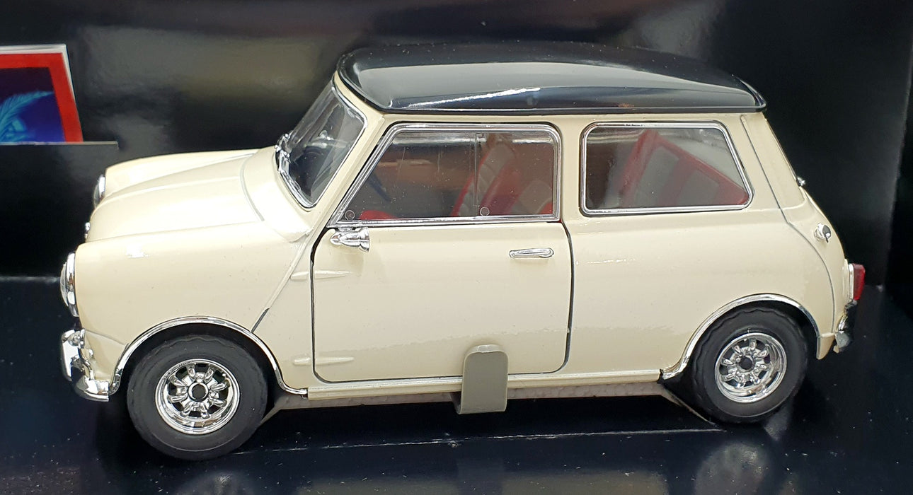 Solido 1/18 Scale Diecast  71821 - Austin Mini Cooper - Cream/Black Roof