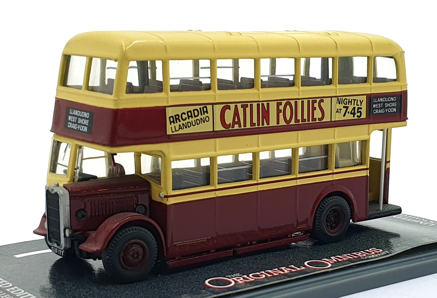 Corgi 1/76 Scale OM43901 - Guy Arab Utility Bus Llandudno & Colwyn Bay