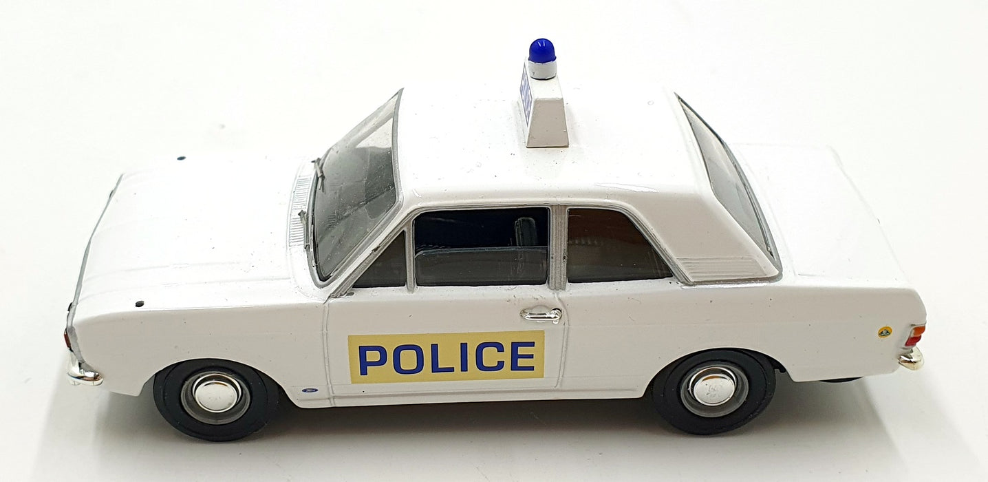 Vanguards 1/43 Scale Diecast VA04101 Ford Lotus Cortina MKII Hampshire Constab.