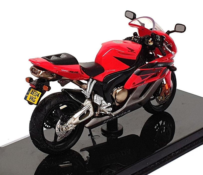 Atlas Editions 1/24 Scale 4 110 101 - Honda Fireblade CBR1000RR - Red 