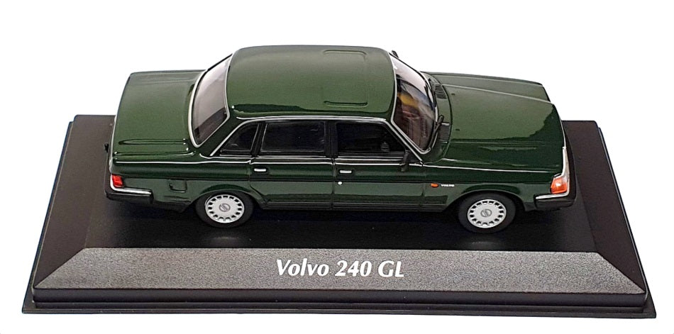 Maxichamps 1/43 Scale 940 171404 - 1986 Volvo 240GL - Dk Green