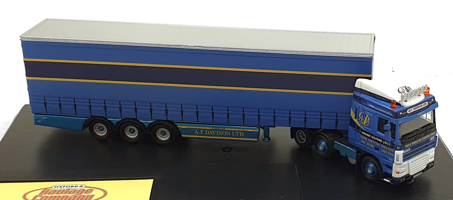 Oxford Diecast 1/76 Scale DAF13CS - DAF 105 (SC) Curtainside AF Division - Blue