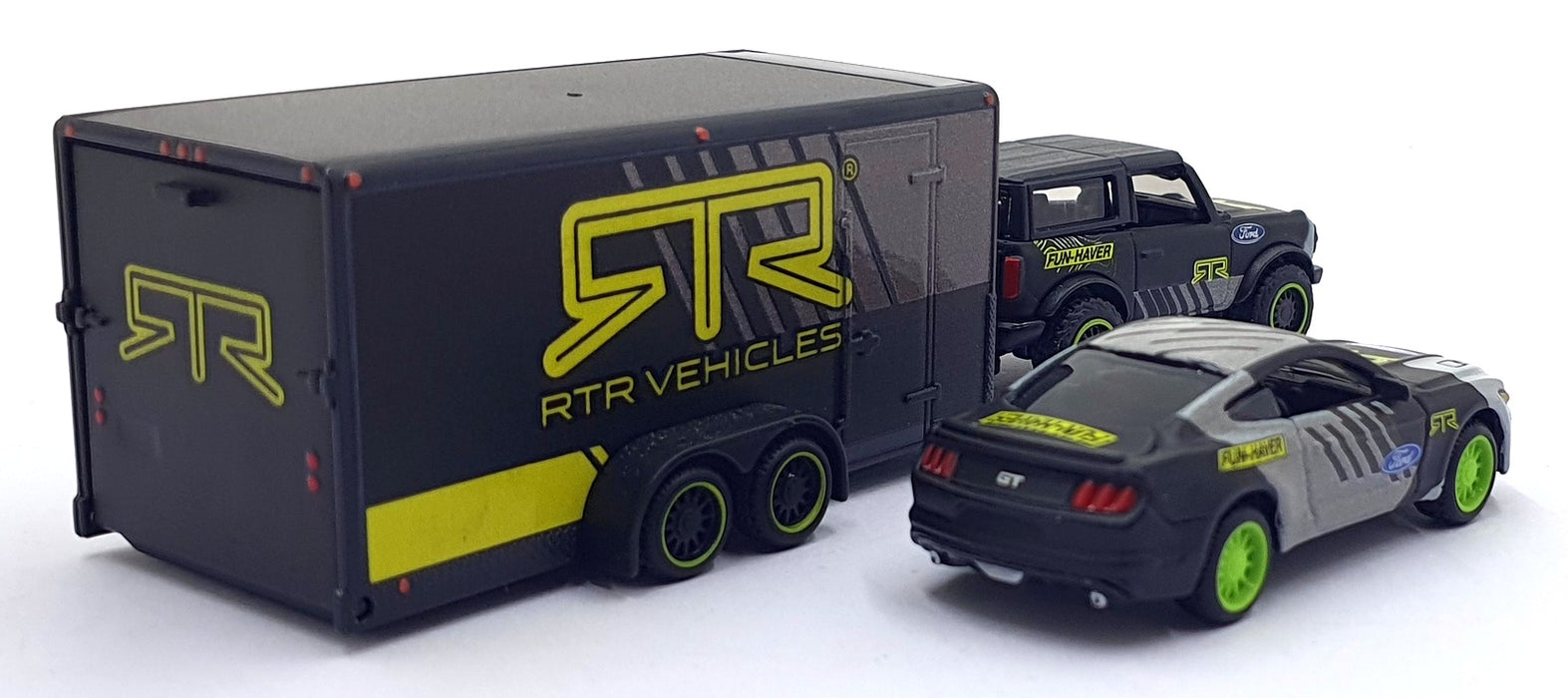 Maisto 1/64 Scale Diecast 11404 - 2021 Ford Bronco/2015 Ford Mustang GT