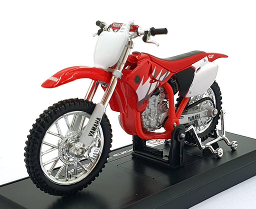 Maisto 1/18 Scale 04049 - Yamaha YZ-450F Motorbike - Red