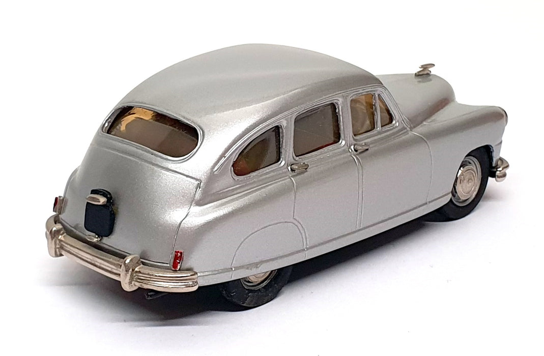 Kenna Models 1/43 Scale KM012 - Standard Vanguard Phase 1 - Silver