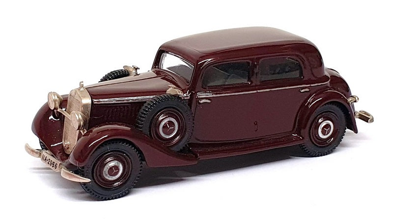 Somerville Models 1/43 Scale Built Kit 102K - Mercedes Benz 260D - Maroon