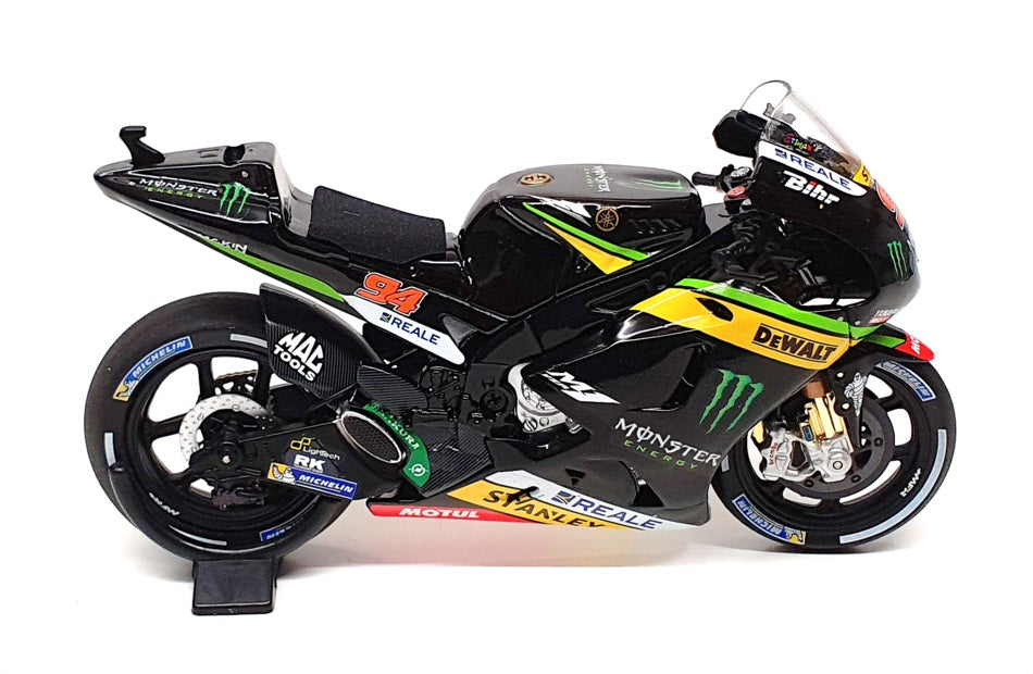 Minichamps 1/18 Scale 182 163994 - Yamaha YZR-M1 #94 MotoGP 2016 Jonas Folger