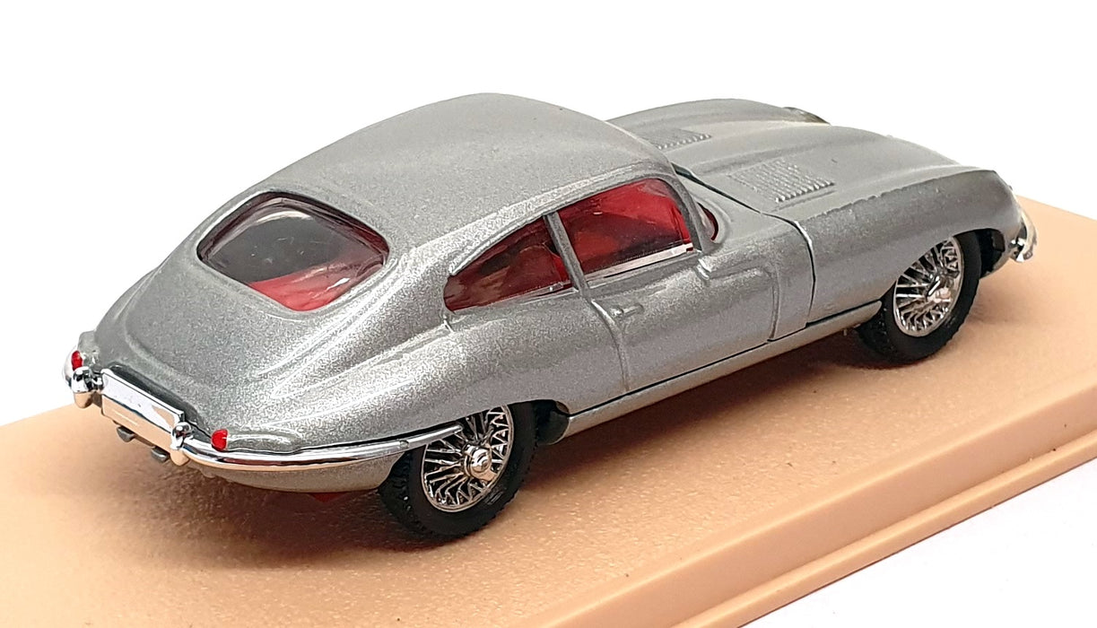Eligor 1/43 Scale Diecast 1153 - 1965 Jaguar E-Type Coupe - Silver