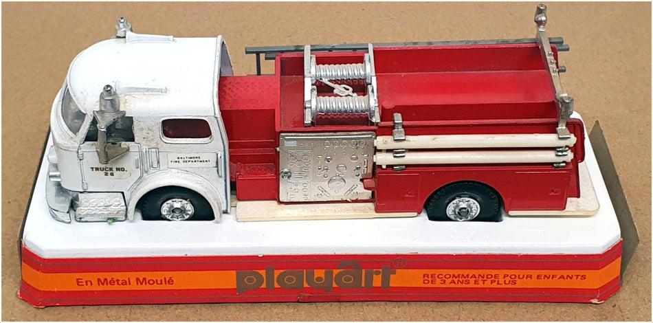 Model Power Playart 24523C - American LaFrance Fire Engine Baltimore - White/Red