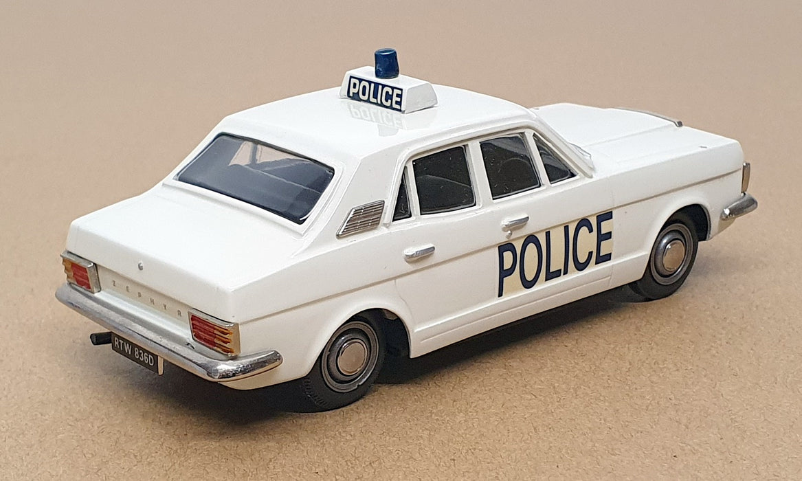 Pathfinder Minicar 43 1/43 Scale MC66P - 1966 Ford Zephyr Mk. IV Police - White